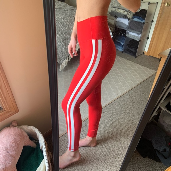 Red Active Set - Picture 3 of 3